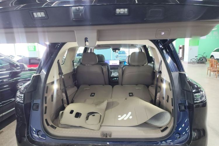 Used IM LS9 2026 Model 52 Ultra Trunk