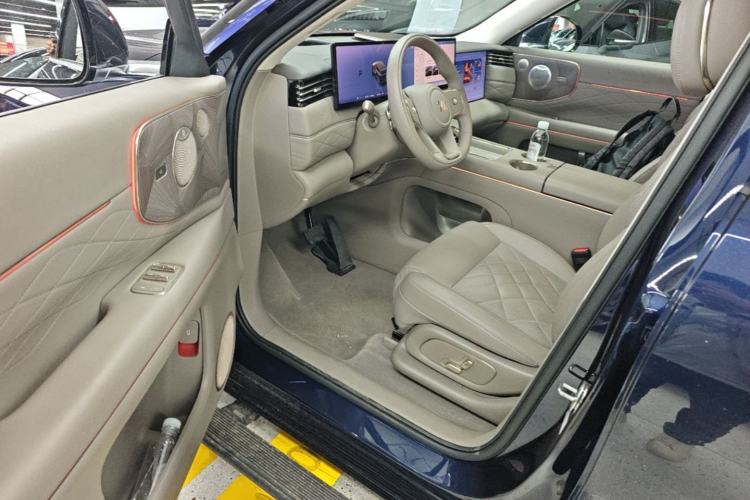 Used IM LS9 2026 Model 52 Ultra Driver Seat