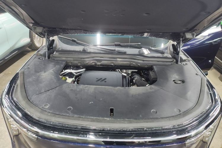 Used IM LS9 2026 Model 52 Ultra Engine Bay