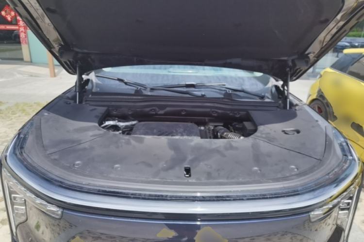 Used IM LS9 2026 Model 52 Ultra Engine Bay