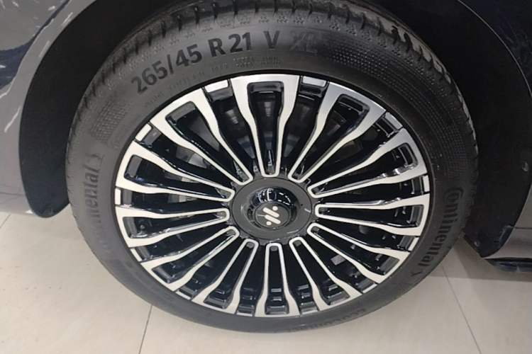 Used IM LS9 2026 Model 52 Ultra Exterior 4
