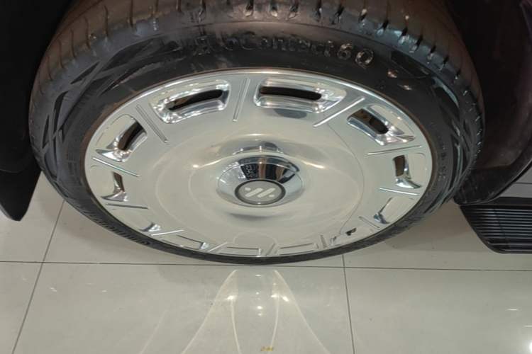 Used IM LS9 2026 Model 66 Ultra Exterior 5