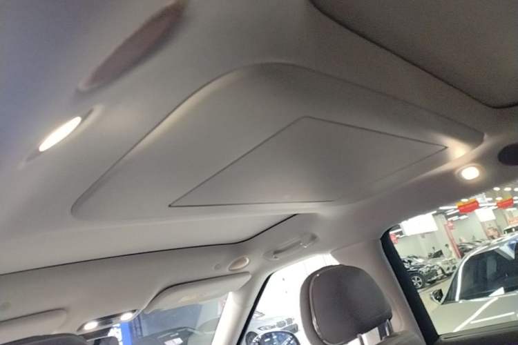 Used IM LS9 2026 Model 52 Ultra Headliner