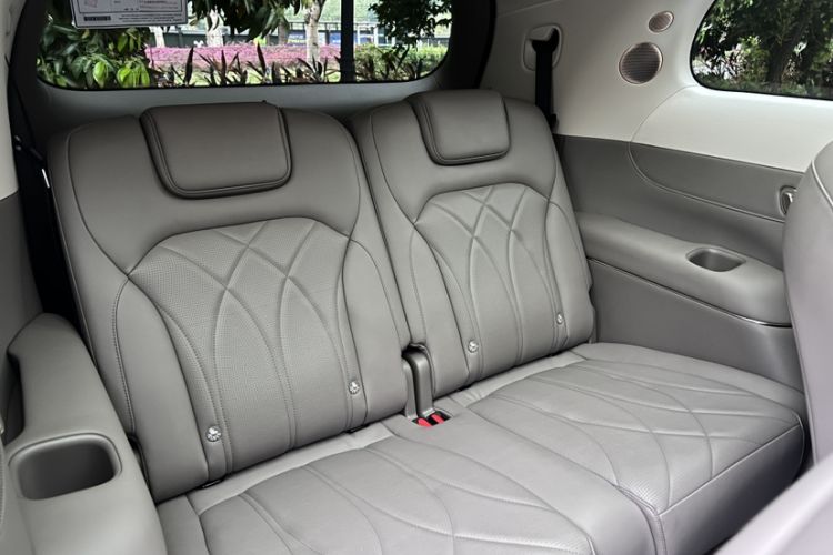 Used IM LS9 2026 Model 52 Ultra Interior 1