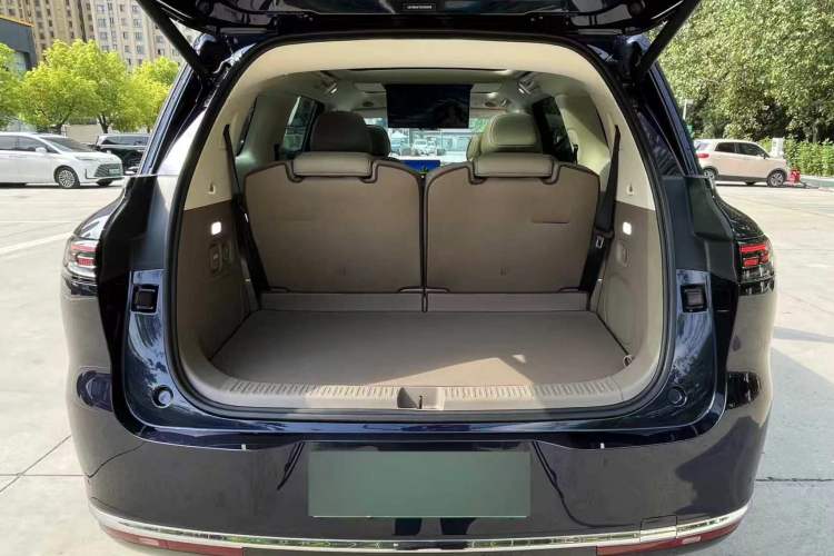 Used IM LS9 2026 Model 66 Ultra Interior 10