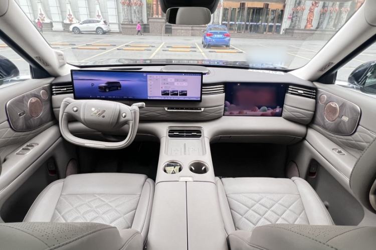 Used IM LS9 2026 Model 52 Ultra Interior 3