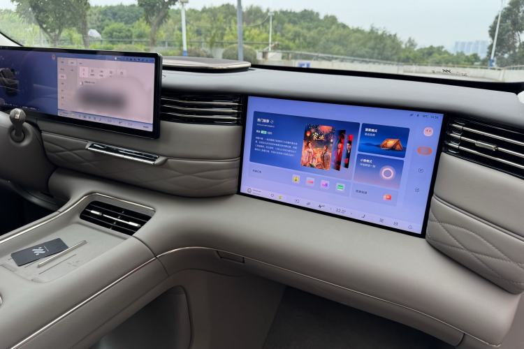Used IM LS9 2026 Model 52 Ultra Interior 4