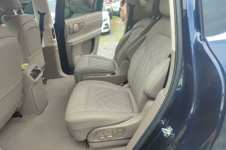 Used IM LS9 2026 Model 66 Ultra Left Rear Seat