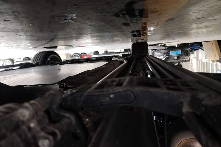 Used IM LS9 2026 Model 52 Ultra Left Side Sill