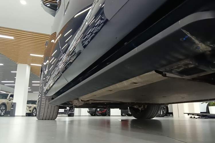 Used IM LS9 2026 Model 66 Ultra Left Side Sill