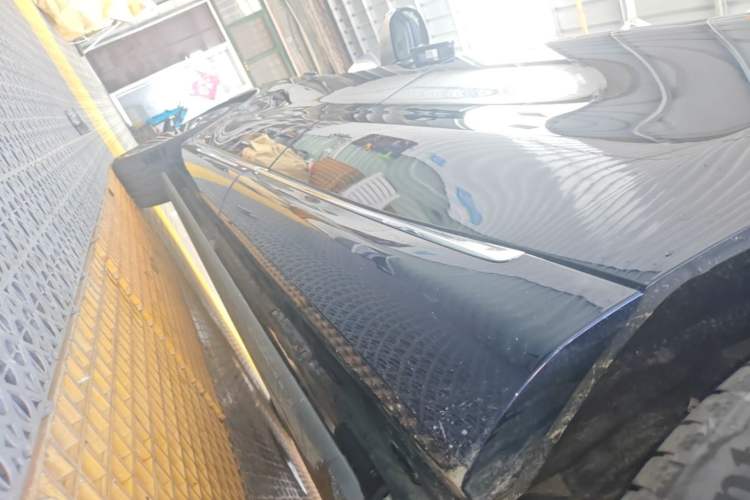 Used IM LS9 2026 Model 52 Ultra Left Side Sill