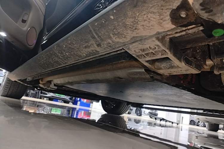Used IM LS9 2026 Model 52 Ultra Left Side Sill