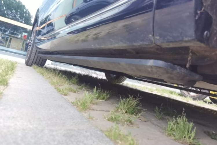 Used IM LS9 2026 Model 52 Ultra Right Side Sill