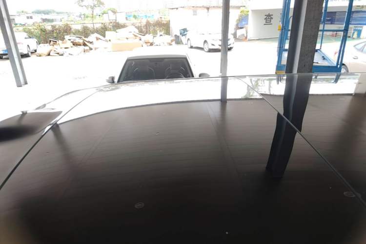 Used IM LS9 2026 Model 52 Ultra Roof