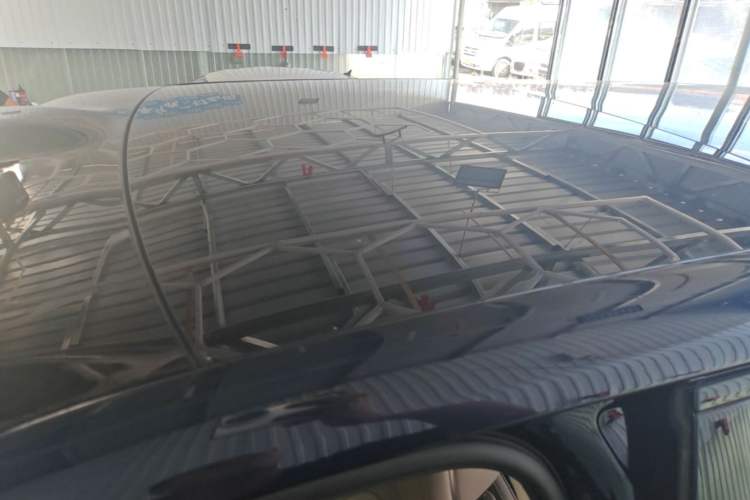 Used IM LS9 2026 Model 52 Ultra Roof