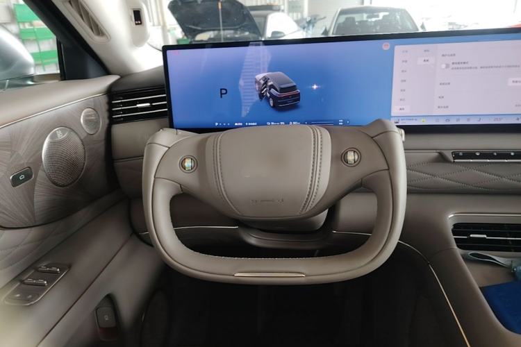 Used IM LS9 2026 Model 52 Ultra Steering Wheel
