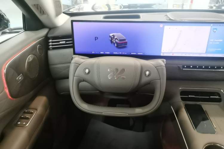 Used IM LS9 2026 Model 52 Ultra Steering Wheel