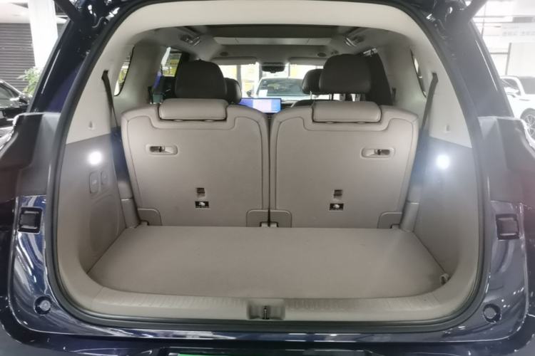 Used IM LS9 2026 Model 52 Ultra Trunk