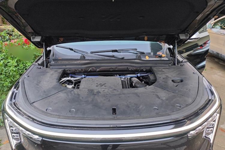 Used IM LS9 2026 Model 52 Ultra Engine Bay