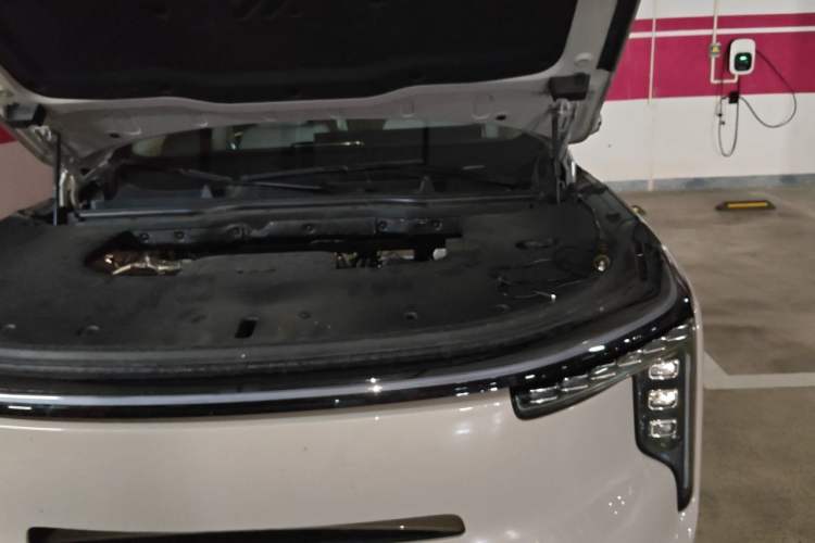 Used IM LS9 2026 Model 66 Ultra Engine Bay Left