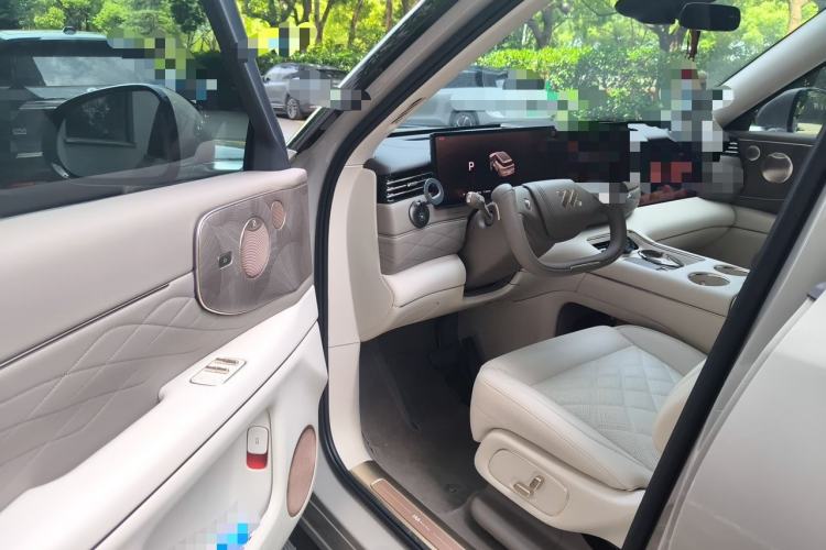 Used IM LS9 2026 Model 66 Ultra Interior 3