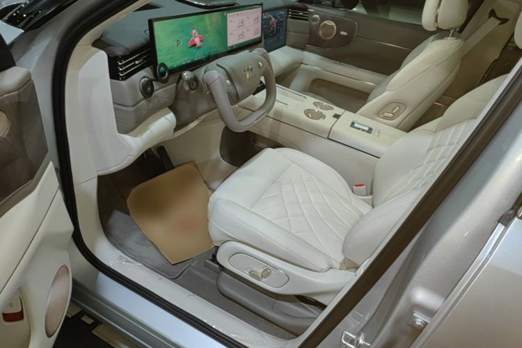 Used IM LS9 2026 Model 66 Ultra Driver Seat