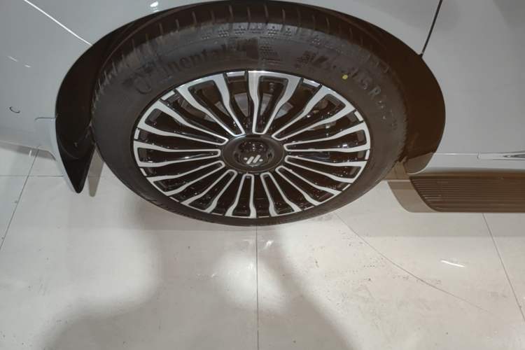 Used IM LS9 2026 Model 66 Ultra Exterior 5