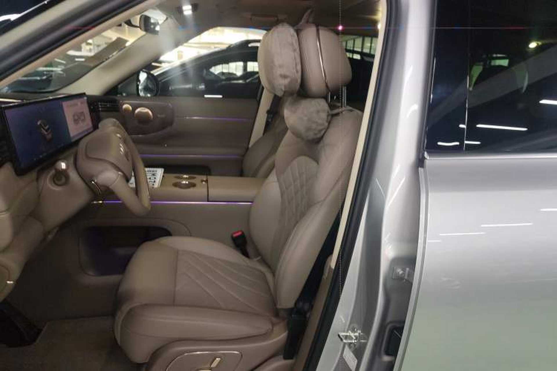 Used IM LS9 2026 Model 66 Ultra Left Front Seat