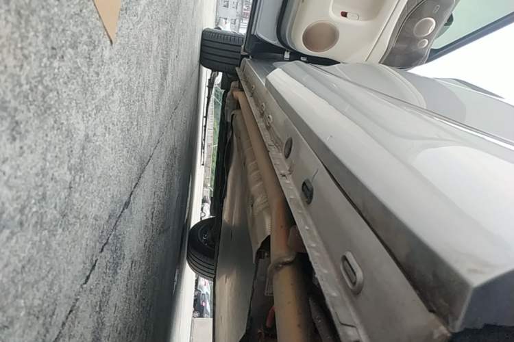Used IM LS9 2026 Model 52 Ultra Left Side Sill