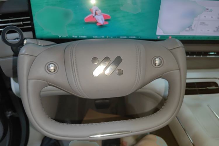 Used IM LS9 2026 Model 66 Ultra Steering Wheel