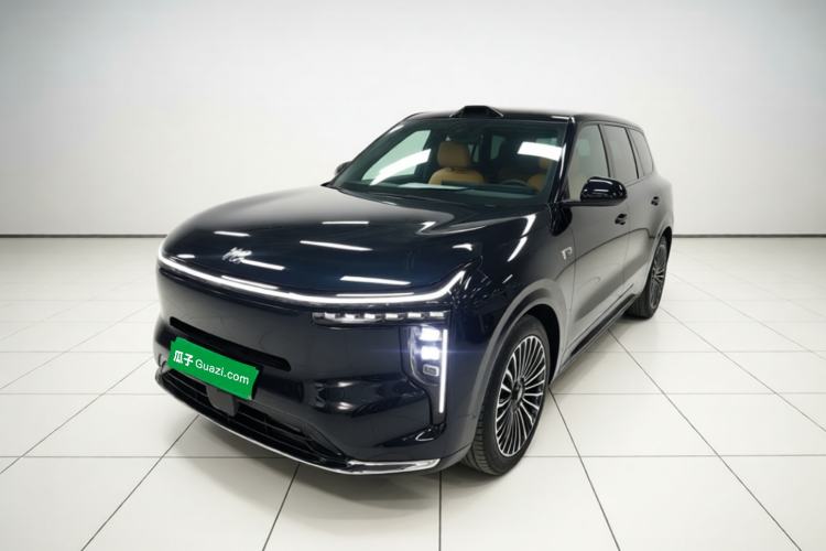 IM Zhiji LS8 2026 Model 52 Max+ Luxury Six-Seat