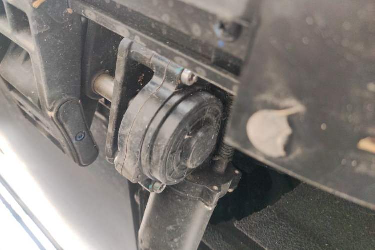Used IM Zhiji LS8 2026 Model 52 Max+ Tech Flagship Five-Seat Chassis Rear Right