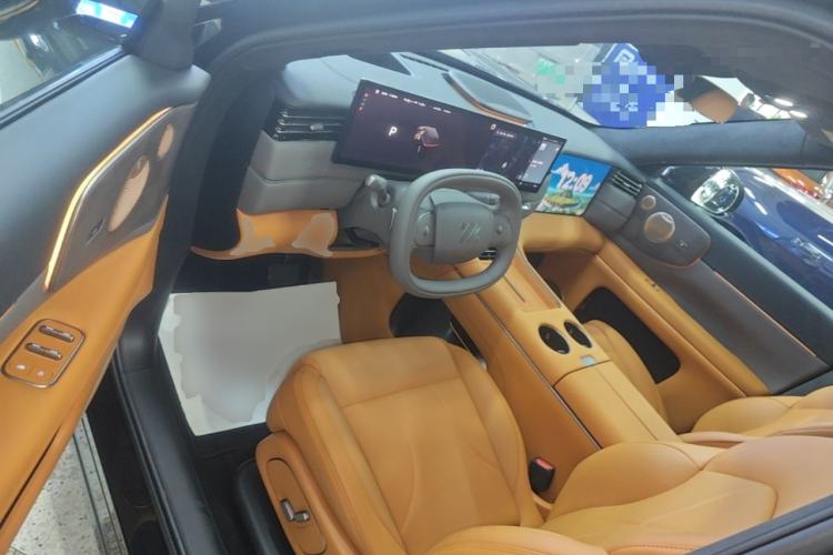 Used IM Zhiji LS8 2026 Model 52 Max+ Luxury Six-Seat Driver Seat