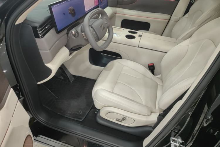 Used IM Zhiji LS8 2026 Model 52 Max+ Tech Flagship Five-Seat Driver Seat