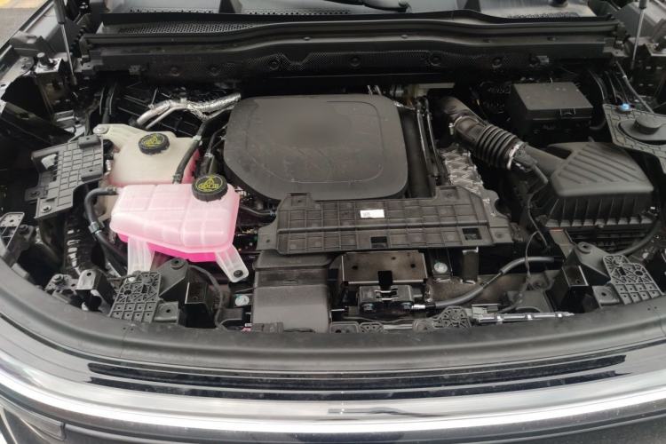 Used IM Zhiji LS8 2026 Model 52 Max+ Tech Flagship Five-Seat Engine Bay