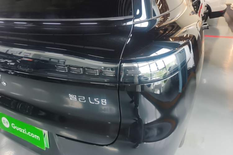 Used IM Zhiji LS8 2026 Model 52 Max+ Tech Flagship Five-Seat Exterior 3