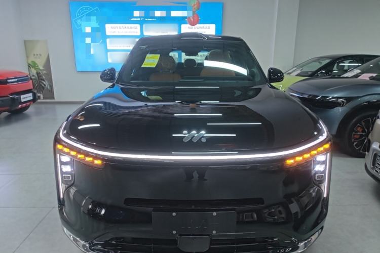 Used IM Zhiji LS8 2026 Model 66 Ultra Tech Flagship Five-Seat Front