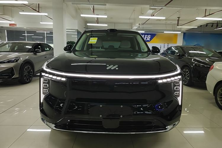 Used IM Zhiji LS8 2026 Model 52 Max+ Tech Flagship Five-Seat Front