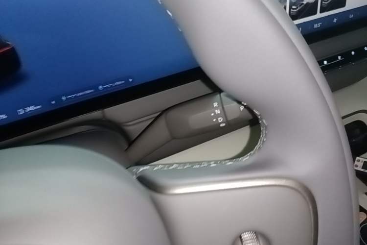 Used IM Zhiji LS8 2026 Model 52 Max+ Tech Flagship Five-Seat Gear Lever