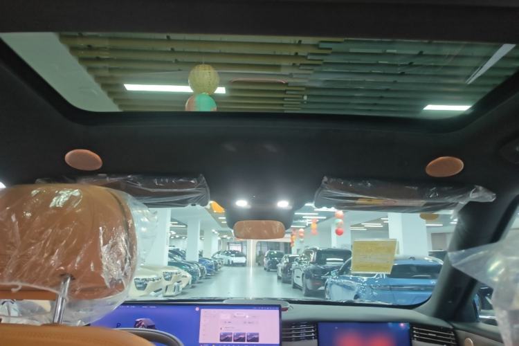 Used IM Zhiji LS8 2026 Model 66 Ultra Tech Flagship Five-Seat Headliner
