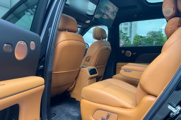 Used IM Zhiji LS8 2026 Model 52 Max+ Luxury Six-Seat Interior 3