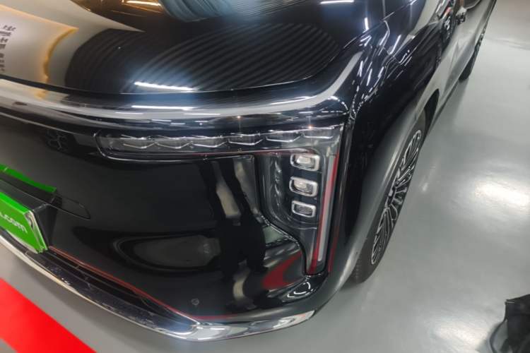 Used IM Zhiji LS8 2026 Model 52 Max+ Tech Flagship Five-Seat Left Front Headlight