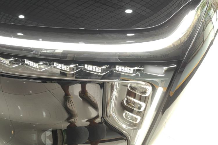 Used IM Zhiji LS8 2026 Model 52 Max+ Tech Flagship Five-Seat Left Front Headlight
