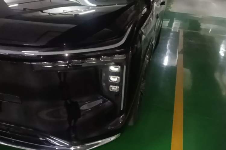Used IM Zhiji LS8 2026 Model 52 Max+ Tech Flagship Five-Seat Left Front Headlight
