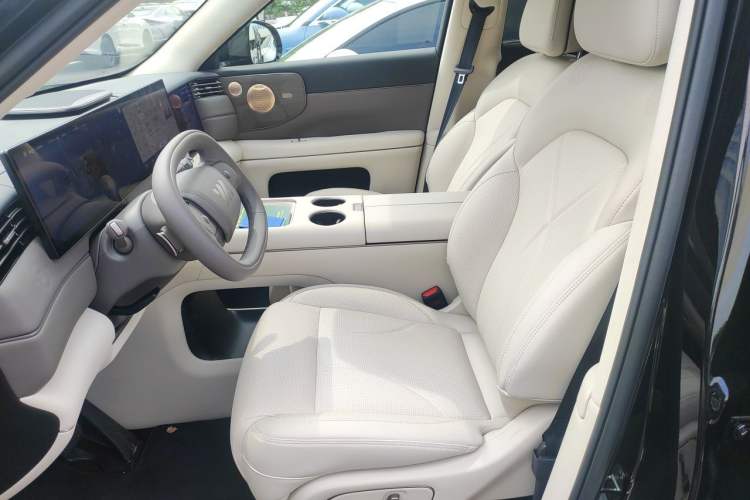 Used IM Zhiji LS8 2026 Model 52 Max+ Tech Flagship Five-Seat Left Front Seat