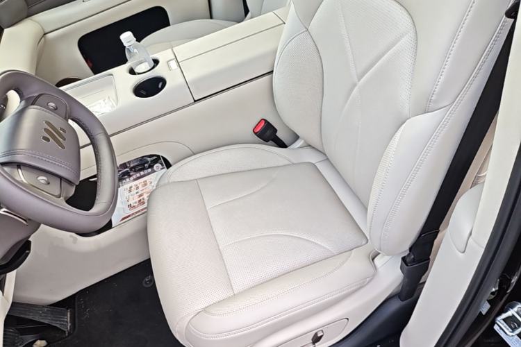Used IM Zhiji LS8 2026 Model 52 Max+ Tech Flagship Five-Seat Left Front Seat
