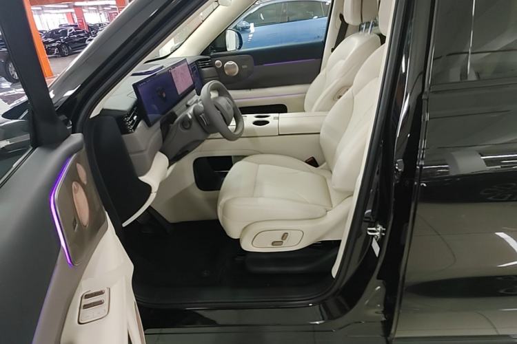 Used IM Zhiji LS8 2026 Model 52 Max+ Tech Flagship Five-Seat Left Front Seat