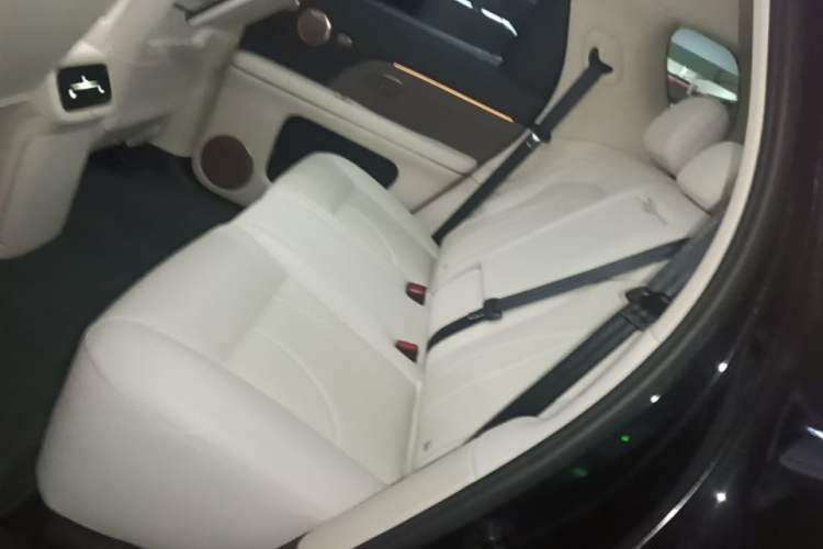 Used IM Zhiji LS8 2026 Model 52 Max+ Tech Flagship Five-Seat Left Rear Seat