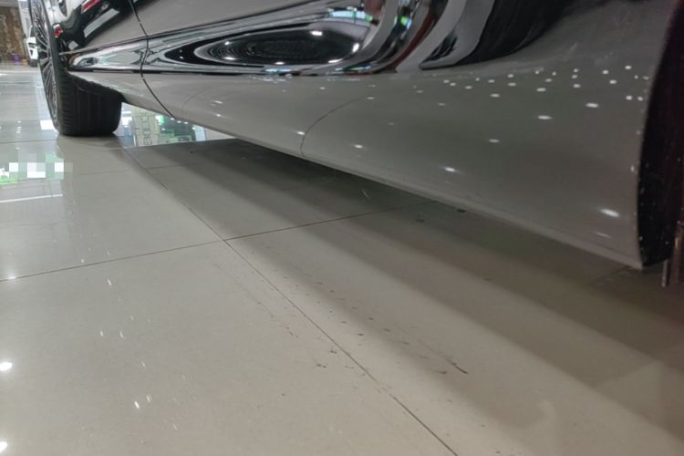 Used IM Zhiji LS8 2026 Model 52 Max+ Tech Flagship Five-Seat Left Side Sill
