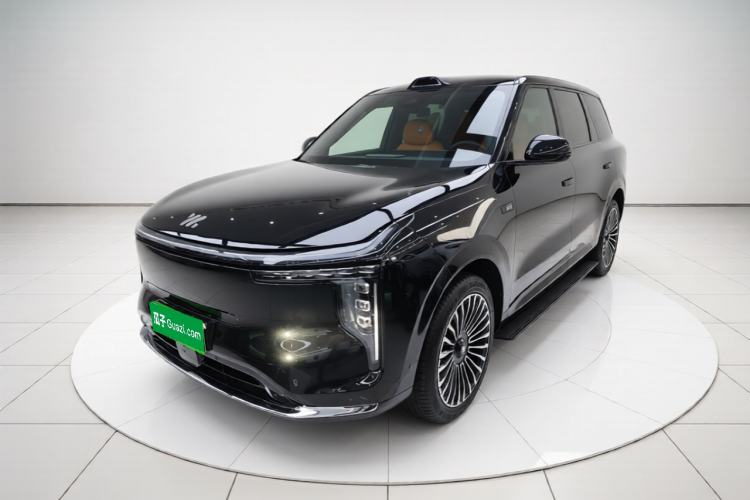 IM Zhiji LS8 2026 Model 52 Max+ Luxury Six-Seat